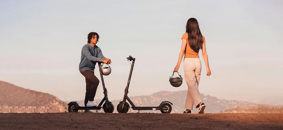 DEETAGO N1 Foldable Smart Electric Scooter for Adults